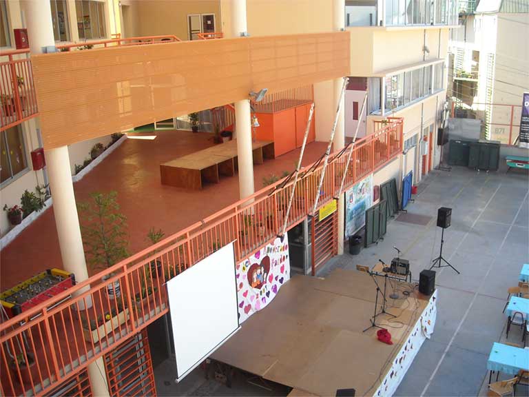 Interior escuela